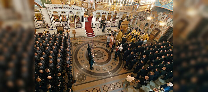 В День Крещения Руси в Князь-Владимирском храме – Главном храме Росгвардии состоялся праздничный молебен с крестным ходом