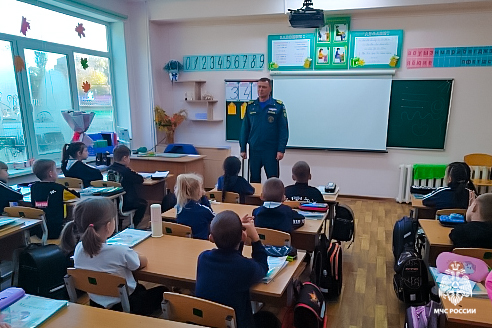 Осенью у воды:инспекторы ГИМС МЧС России напомнили школьникам Приморья о правилах безопасности